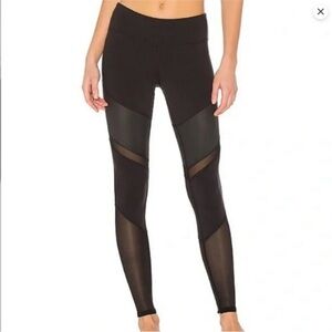 Alo Yoga - Black Mesh Panel Leggings - XS